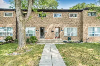 28 Riverdale Drive, Hamilton, On L8e 1j8