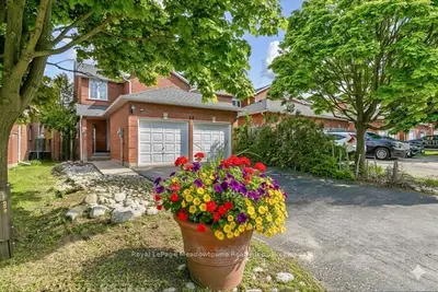 44 Corbett Street, Cambridge, On N1t 1v5
