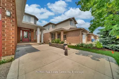 61 Moffatt Lane, Guelph, On N1g 5e8