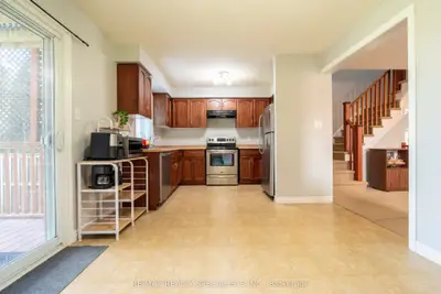 466 Bronco Crescent, Waterloo, On N2k 4k9