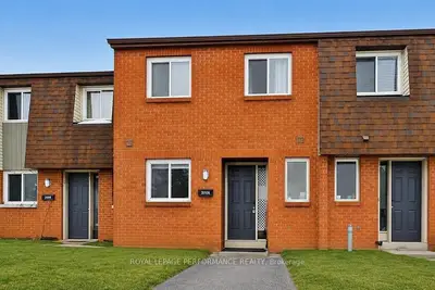 3064 Olympic Way, Blossom Park - Airport And Area, On K1t 1y6