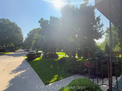 82 Lacey Crescent, London South, On N6e 2e7