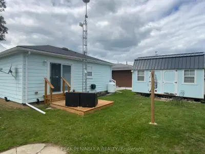 25 First Avenue, Norfolk, On N0e 1m0