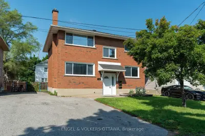 896 Pinewood Crescent 3, Britannia Heights - Queensway Terrace N And Area, On K2b 5y4