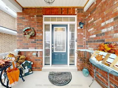 976 Avery Avenue, Peterborough, On K9j 0g9