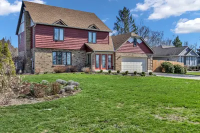 5257 Cliff Road, Lambton Shores, On N0n 1j7