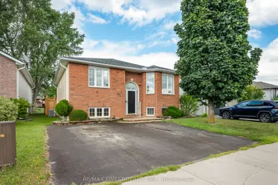 Detached in Belleville