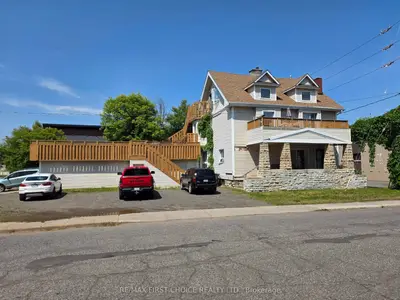 711 Ridgeway Street E, Thunder Bay, On P7e 5h3