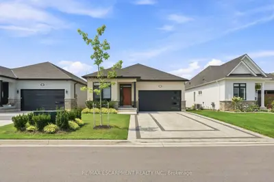25 Sunrise Court, Fort Erie, On L0s 1n0