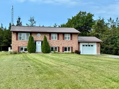 2631 62 Highway, Prince Edward County, On K0k 1g0