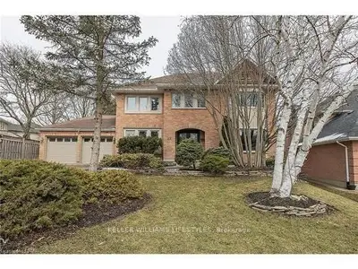 22 Penrith Crescent, London North, On N6g 4m8