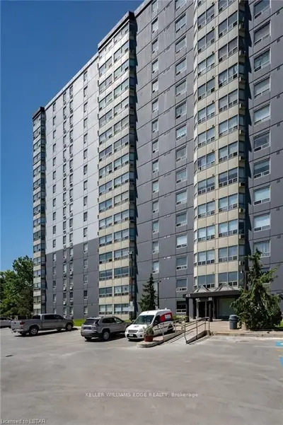 45 Pond Mills Road 1007, London East, On N5z 4w5