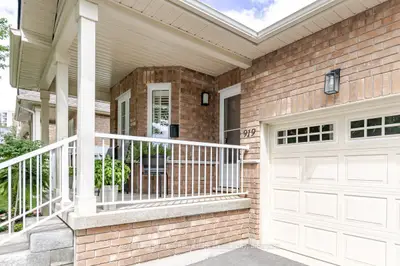 919 Wentworth Street, Peterborough, On K9j 5y4