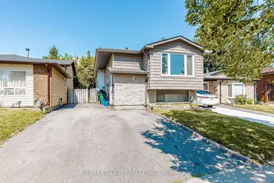 58 Homestead Place, Kitchener, On N2n 1y8