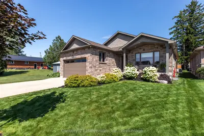 215 Djay Crescent, West Grey, On N0g 1r0