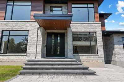 15 Briggs Avenue, Country Place - Pineglen - Crestview And Area, On K2e 6w5