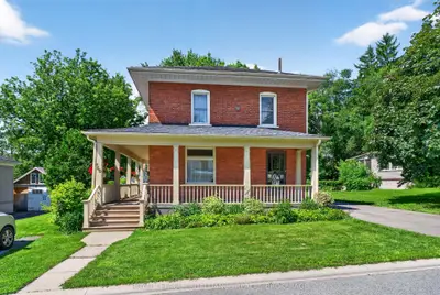 Detached in Greater Napanee