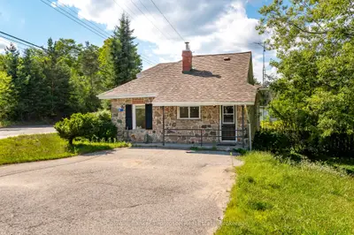 60 West Road, Huntsville, On P1h 1l8