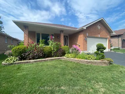 60 Oak Ridge Boulevard, Belleville, On K8n 5w2