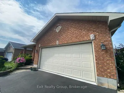 60 Oak Ridge Boulevard, Belleville, On K8n 5w2