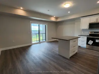 Condo Apartment in Pelham
