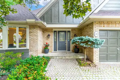 181 Golf Links Road, Hamilton, On L9g 2n4