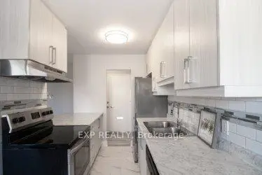 579 Clare Avenue 301, Welland, On L3c 3b7