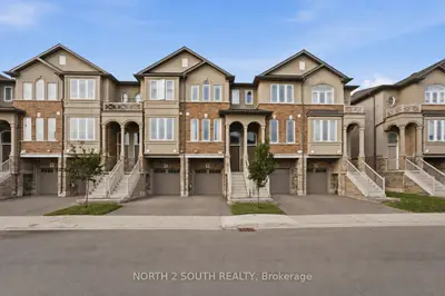 90 Laguna Village Crescent, Hamilton, On L0r 1p0