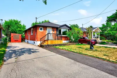 312 East 45th Street Upper, Hamilton, On L8t 3k8