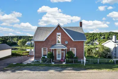 293 QUEEN Street, Bonnechere Valley, ON K0J 1T0