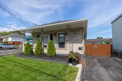 581 Division Street, Kingston, On K7k 4b7