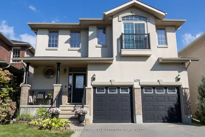 Detached in Kingston