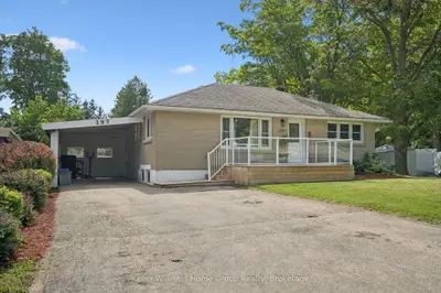 297 Herrick Street N, Centre Wellington, On N1m 2c9