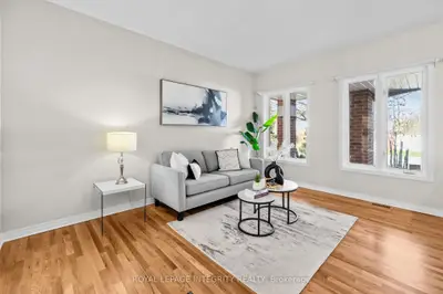 4 Tamarack Place N, Barrhaven, On K2j 4r3