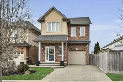 35 Willowbanks Terrace, Hamilton, On L8e 0c3