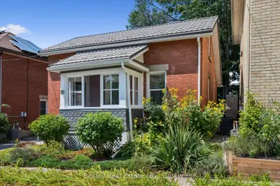 10 Pearl Street, Guelph, On N1e 2e3