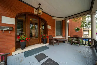 98 Central Avenue, London East, On N6a 1m4