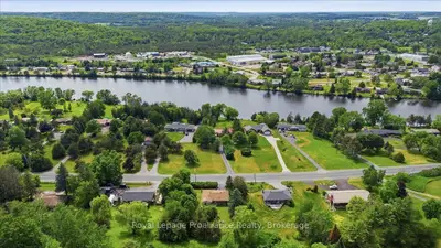 68 Riverside Parkway, Quinte West, On K0k 2c0