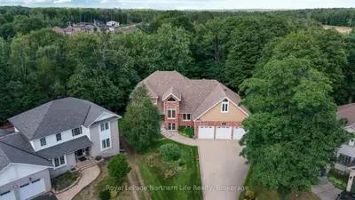 Detached in North Bay