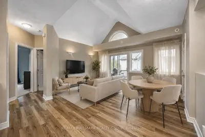 1109 Stittsville Main Street L, Stittsville - Munster - Richmond, On K2s 0c8