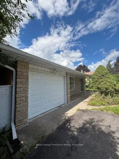 112 Sidney Street, Belleville, On K8p 3y9
