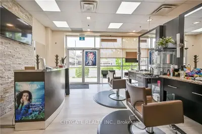 1686 Main Street W 1b, Hamilton, On L8s 1g4
