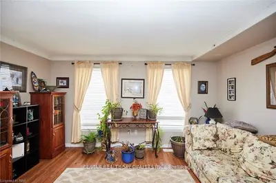 512 First Avenue, Welland, On L3c 6a7