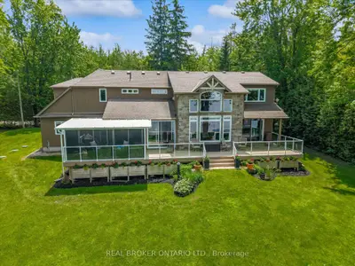 40 Third Line Road, Centre Wellington, On N1m 2w4
