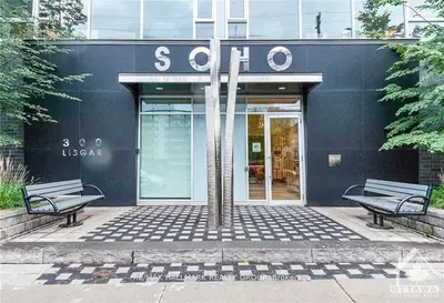 300 Lisgar Street W 1105, Ottawa Centre, On K2p 0e2