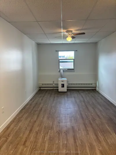 50 Scott Street 203, St. Thomas, On N5p 1k6