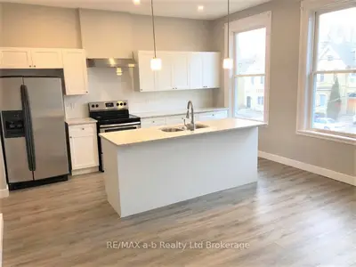 44 Stanley Street 2, London South, On N6c 1b1