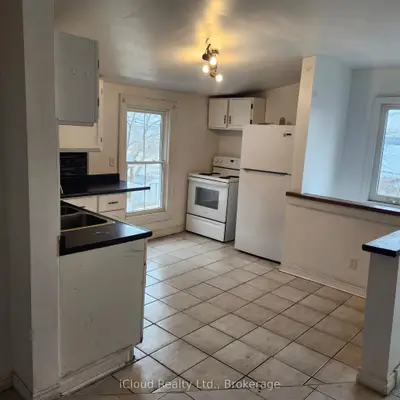 366 Main Street, Deseronto, On K0k 1x0