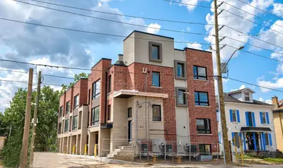 Condo Apartment in Kitchener