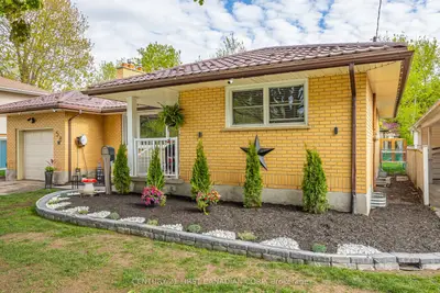 58 Centre Crescent N, London South, On N6j 2z6